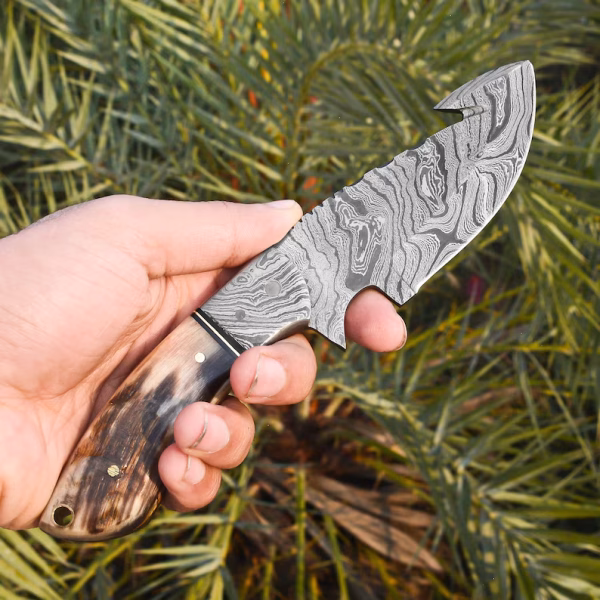 Handmade Damascus Ram Horn knife with Sheath | Fixed Blade Guthook | Bushcraft knife | Hunting Knife | Camp Knife - Image 3