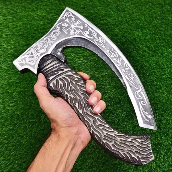 Hand Forged Pizza Cutter in Viking Style Axe, Handmade Damascus Steel Blade, Kitchen Essential