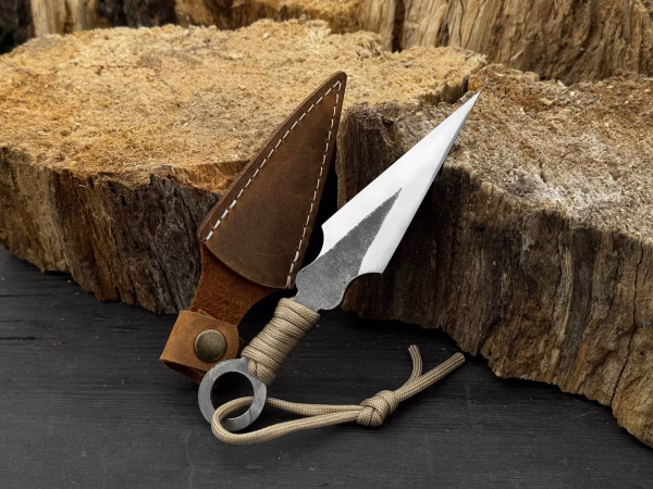 Forged Throwing Knife with Cover. Hunting Knife. Steel Blade. Paracord Wrapped. Camping Tool. Kunai Knife. Beginners Tool.