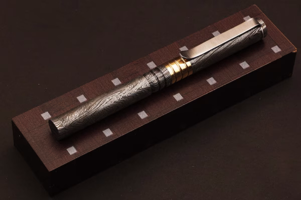 Handcrafted Lavish Damascus steel ballpoint pen with Wooden Box and Brass Fittings